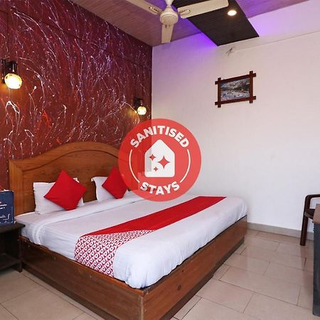 Flagship 75751 Hotel Surya Bahadrabad Exteriör bild
