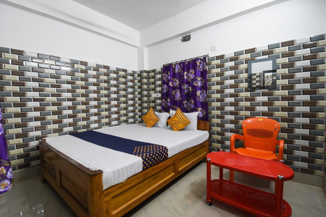Flagship 75751 Hotel Surya Bahadrabad Exteriör bild