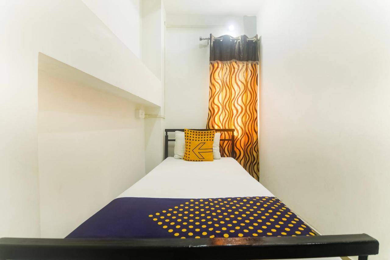 Flagship 75751 Hotel Surya Bahadrabad Exteriör bild
