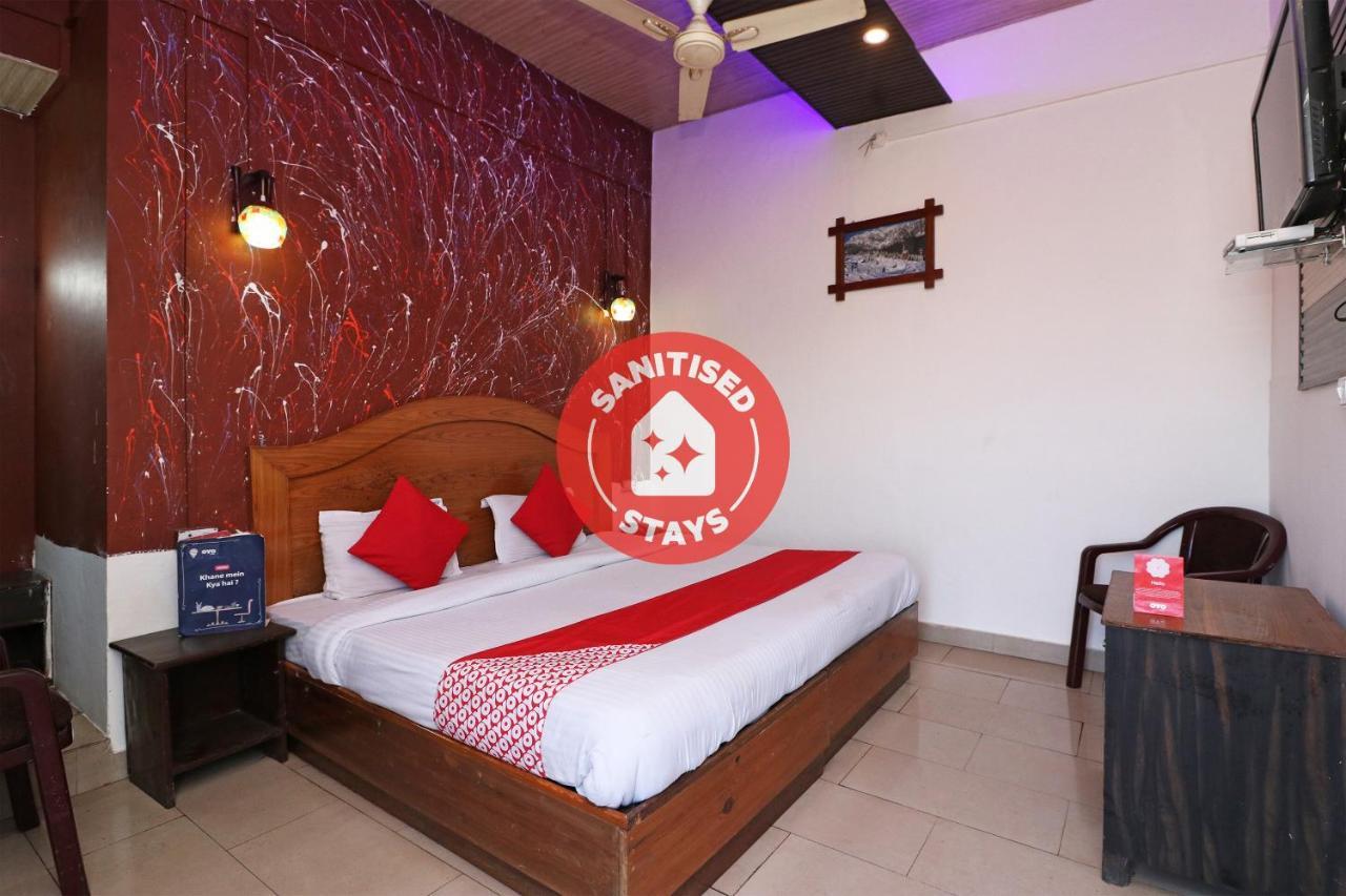 Flagship 75751 Hotel Surya Bahadrabad Exteriör bild